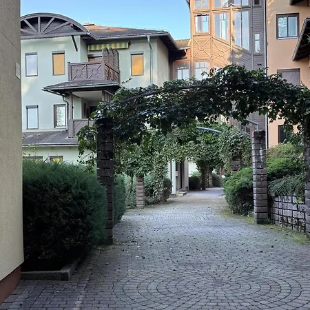 Woertherseeblick * Velden am Wörthersee